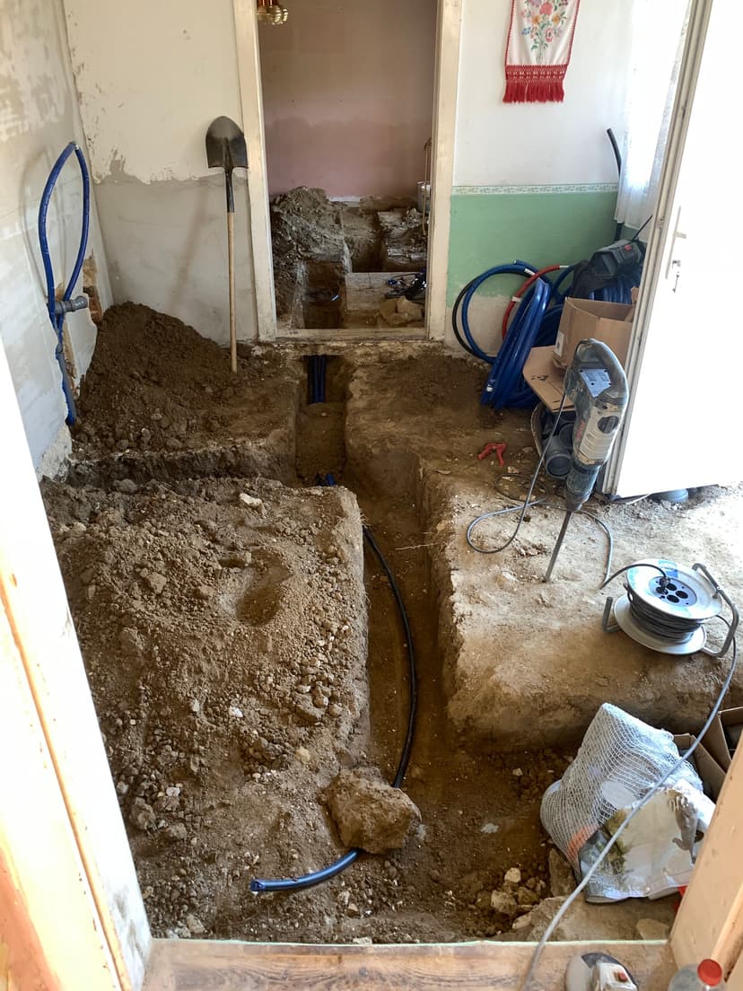 Vízvezeték felújítás — munka közben