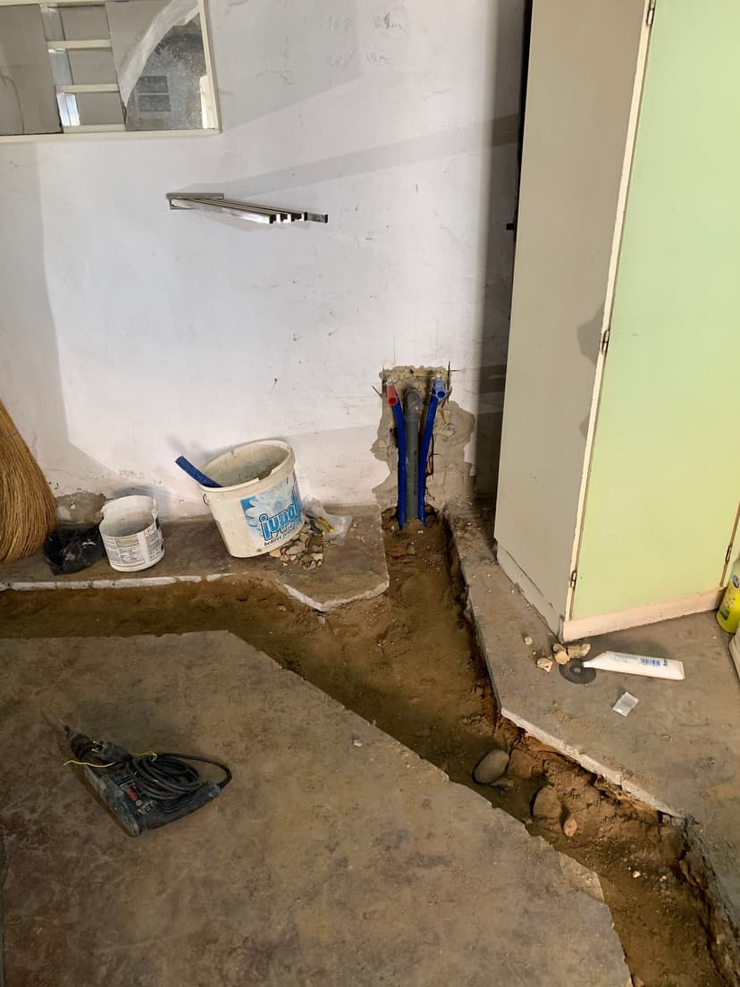 Padlófűtés előkészítés